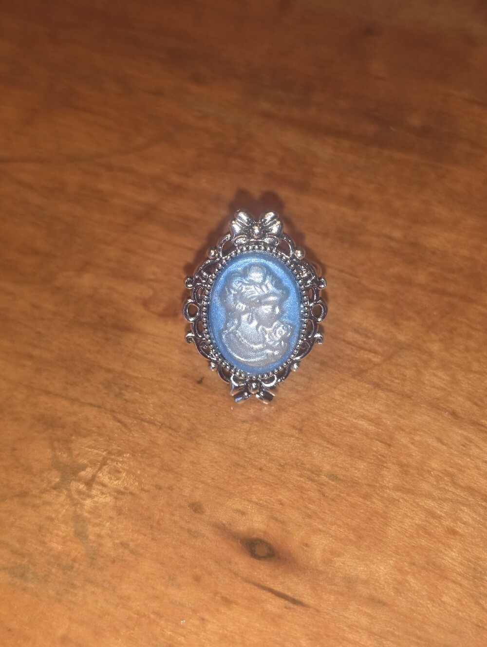 Small (18×13mm Approx) Lady Head Cameo Inside Silver Tone Bezel Ring, Adjustable